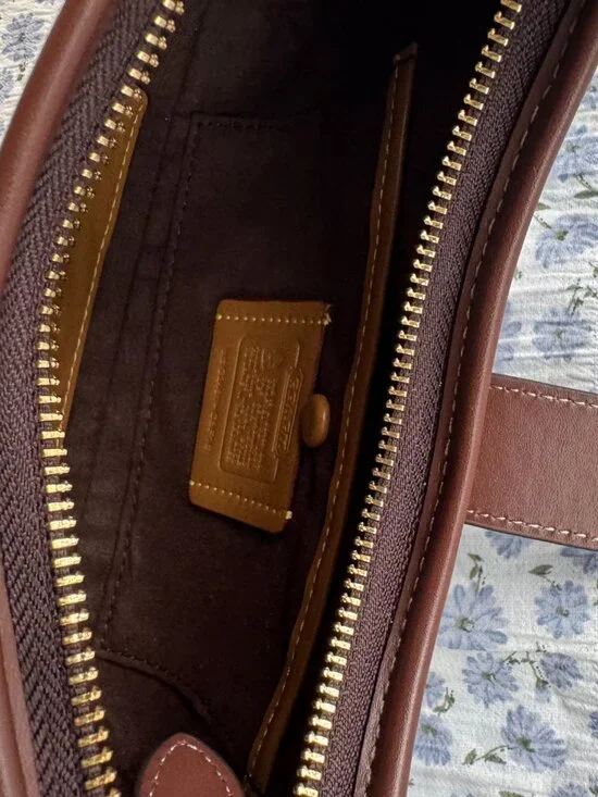 Coach Hamptons Signature Hobo Shoulder Bag - Picture 9 of 10